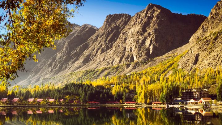 skardu lake