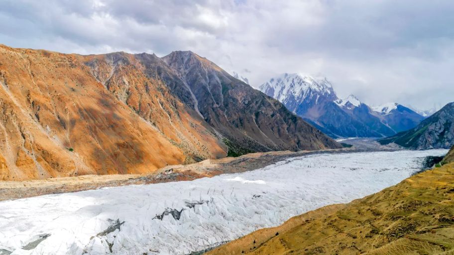 Rush Lake Trek Pakistan