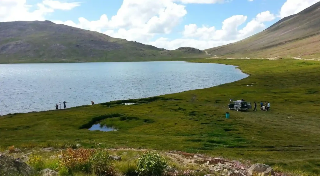 Sheosar lake