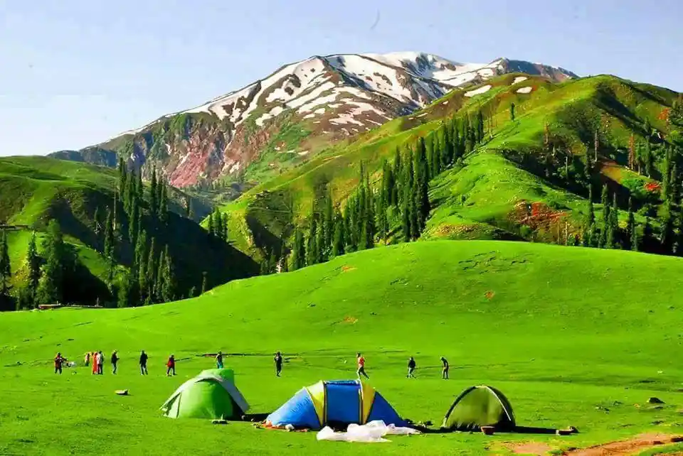 Makra peak base camp