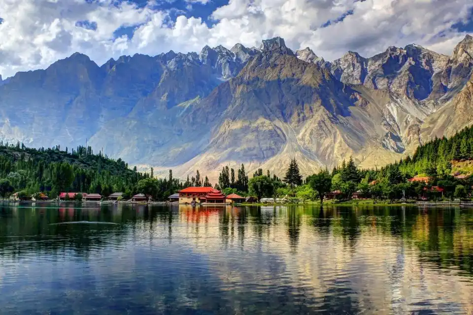 Shangrila lake skardu