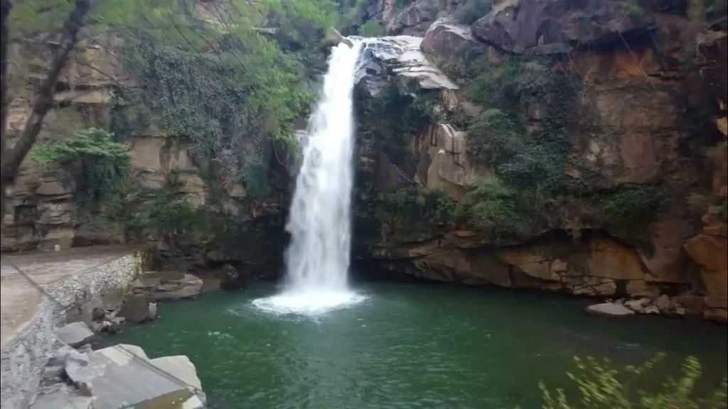 Shingrai waterfall swat valley